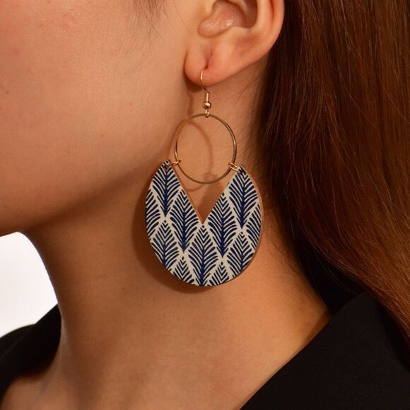 Blue and White Floral Botanical Printed Statement Earrings - Picture 2 of 12